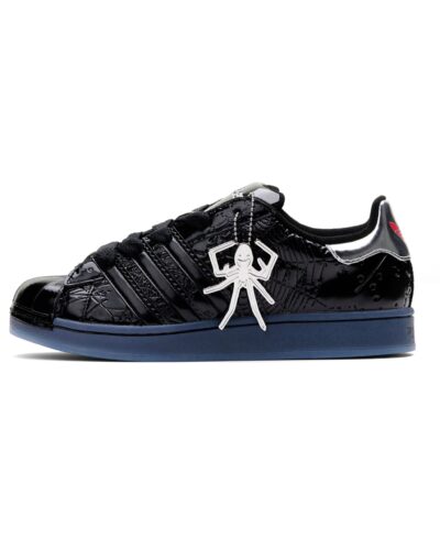 Sp5der x Adidas Superstar Black